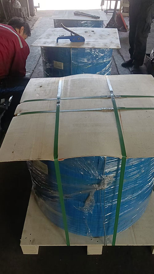 24192MB/W33C3 spherical roller bearing wooden packing